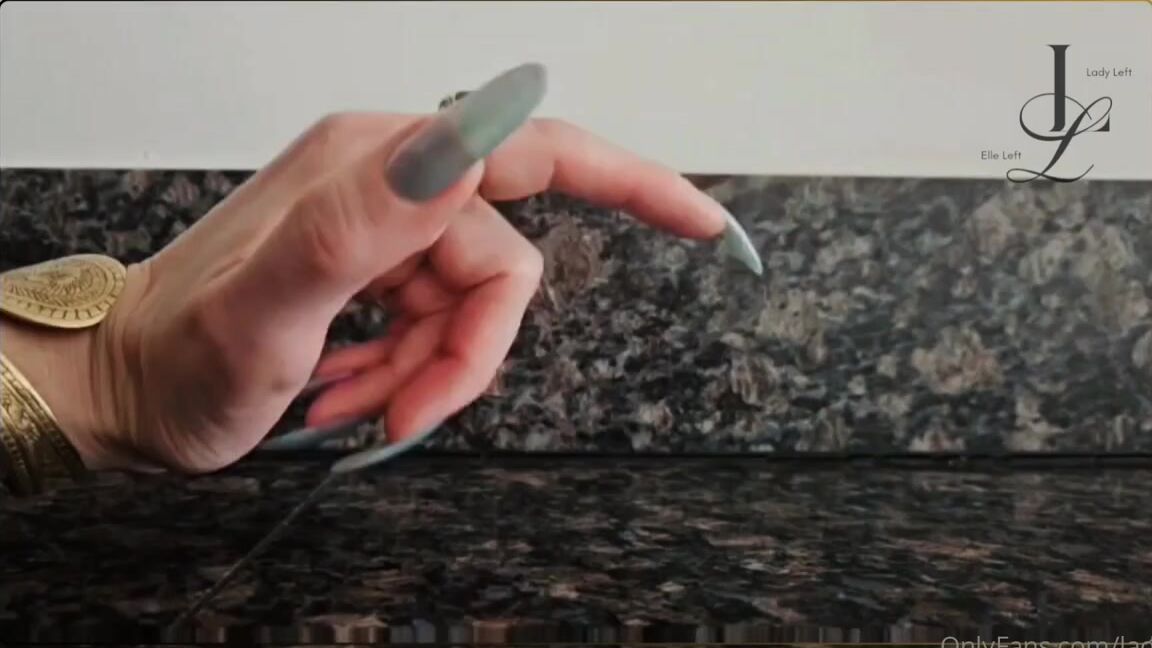 Lady Left Nicknamed Ladyleft 09 13 2024 Onlyfans Video A Quick Little Tap Amp Scratch On Marble