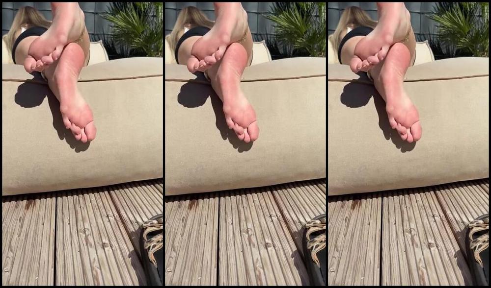 Letty Blondie Nicknamed Yourbest Blondie 08 19 2025 Onlyfans Video The Sun Was Burning Down On Me While I Was Laying Outside Soaking Up The Heat