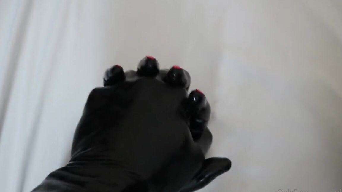 Dollified Nicknamed Dollified Onlyfans Echo In Rubber Pup Mode I Love The Latex Mouth Beneath The Pup Mask U