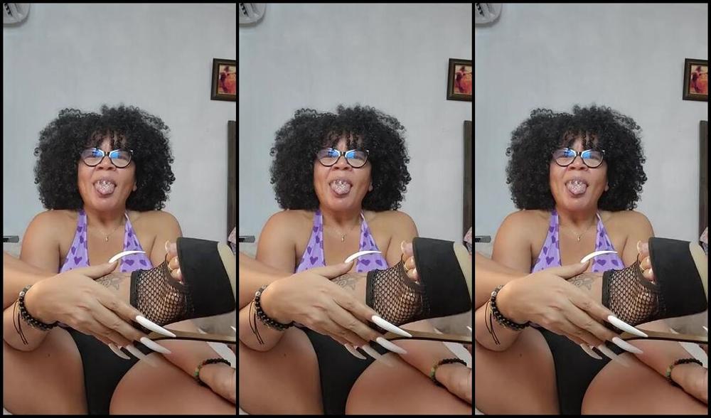 Meryann Nicknamed Solesqueenrd 03 02 2025 Onlyfans Video Happy Sunday With My New Heels