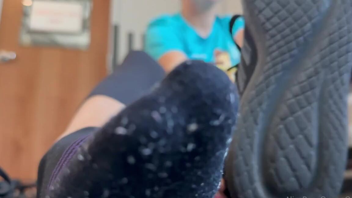 Alice Rose Nicknamed Alicerosequeenoftoes 08 19 2023 Onlyfans Video I Was In A Workout Room By Myself So I Thought It Was The Perfect Time