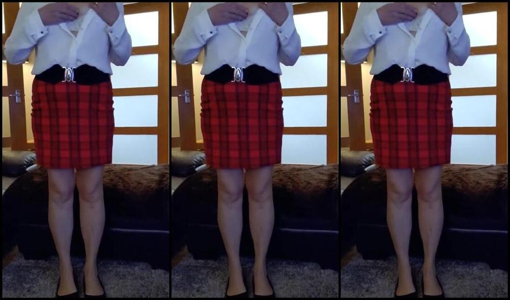 Mrs Sandie Nicknamed Mrssandie Onlyfans 11 17 2020 Another Skirt I Love Wearing To Work Heres A Bit Of Video Before I Went Off