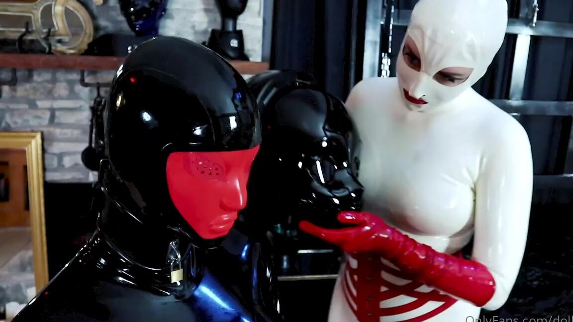 Dollified Nicknamed Dollified Onlyfans Double Masking And Latex Cuddles