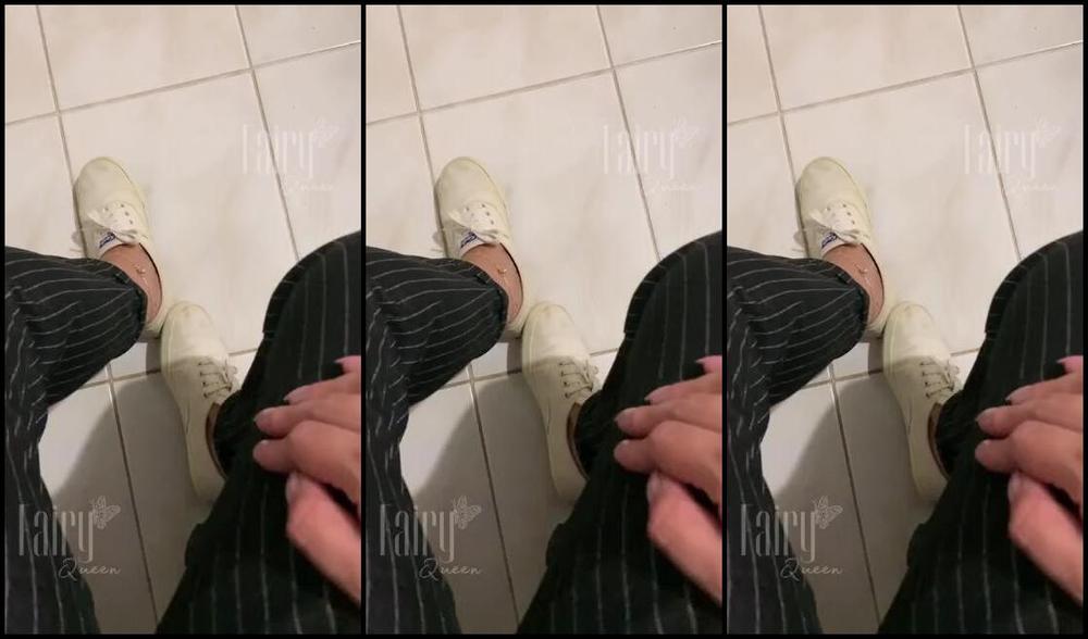 Fairy Queen Nicknamed Fairyqueen Feet 08 09 2023 Onlyfans Video I Wore Keds Without Socks All Day Today Little Foot Is Full Of Dinner For You