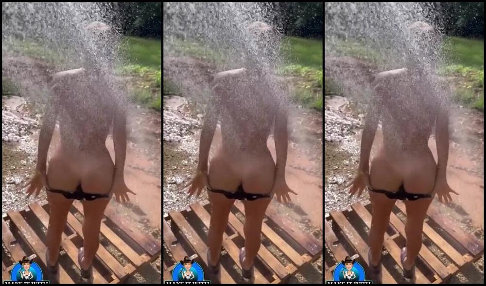 Themaryburke Nicknamed Themaryburke 01 08 2025 Onlyfans Video Love My Outdoor Shower