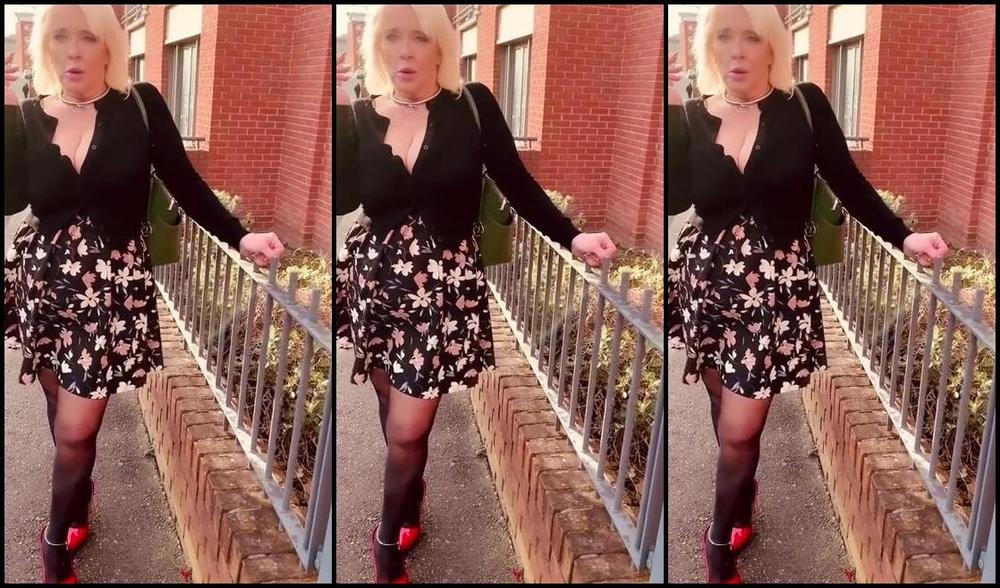 Torryy Nicknamed Torryy Onlyfans A Walk Along Tow Path Looking For A Place To Smoke