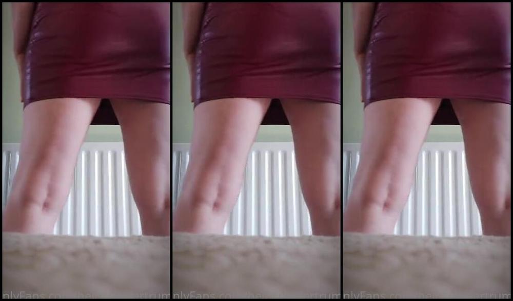 Heidi Foxx Nicknamed Heidivandertrump Onlyfans After A Few Days Of Eating Out For My Birthday Today Im Feeling Hot Sweaty Bloated D