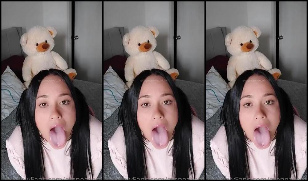Atenea Seren Nicknamed Ateneaseren Onlyfans Video Hello Guys Here I Leave You Some Ahegao And Slime