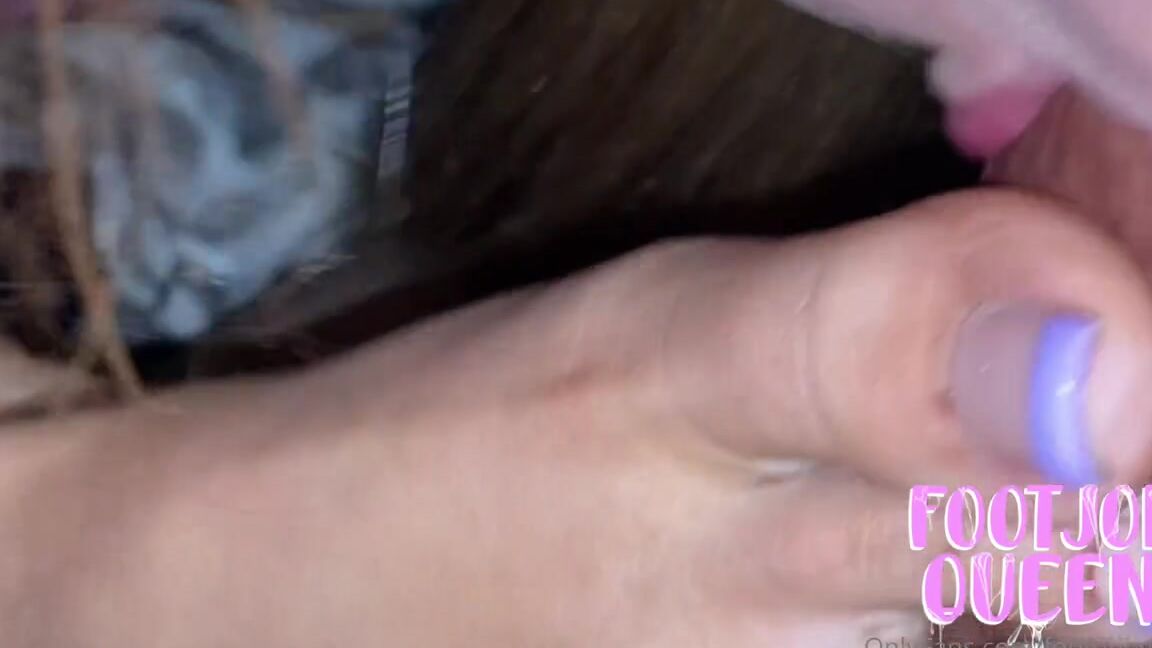 Ciarramoore Nicknamed Footqueen349 06 22 2022 Onlyfans Video Who Would Let Me Practice This On Their Cock