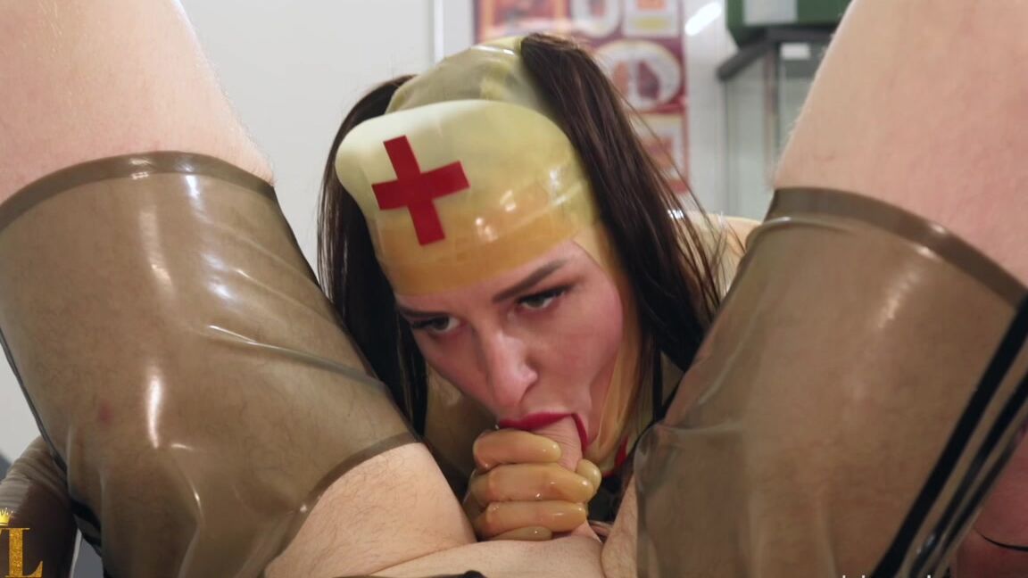 Vivienne Lamour Rubber Nurse Facefuck And Suck Manyvids