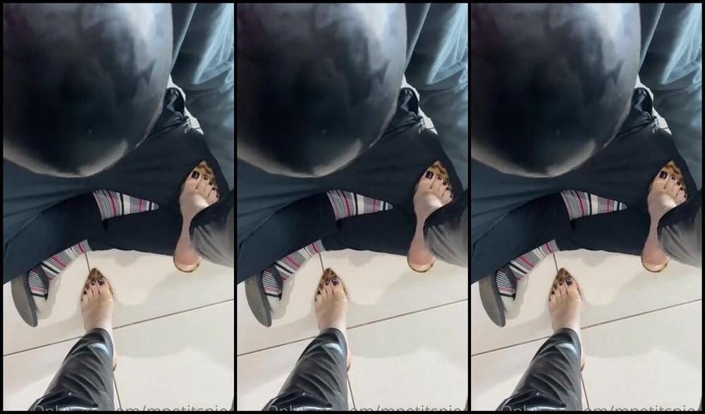 Mes Petits Pieds Nicknamed Mpetitspieds Onlyfans 08 28 2022 Video 189721