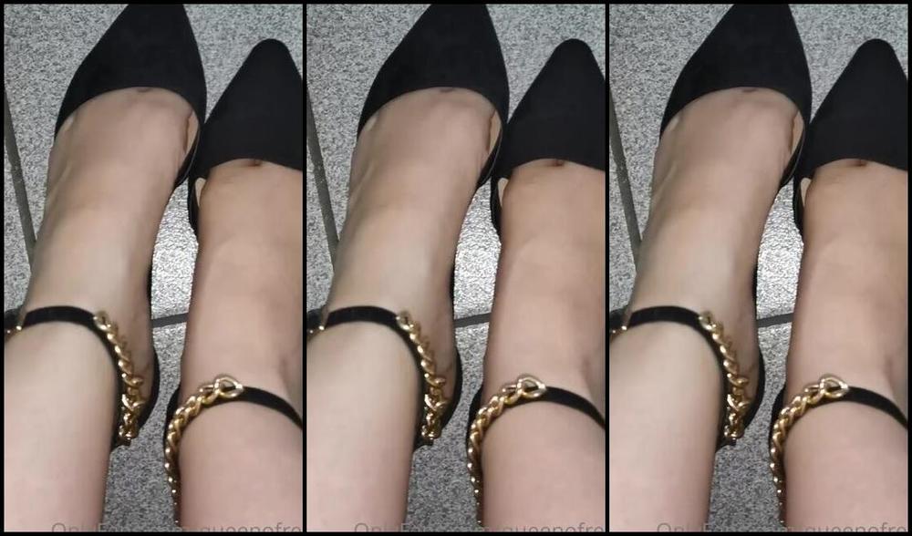 Goddess Trinity Nicknamed Queenofred 02 08 2022 Onlyfans Video Close Up Toe Cleavage Lick My Feet And Shoes Clean