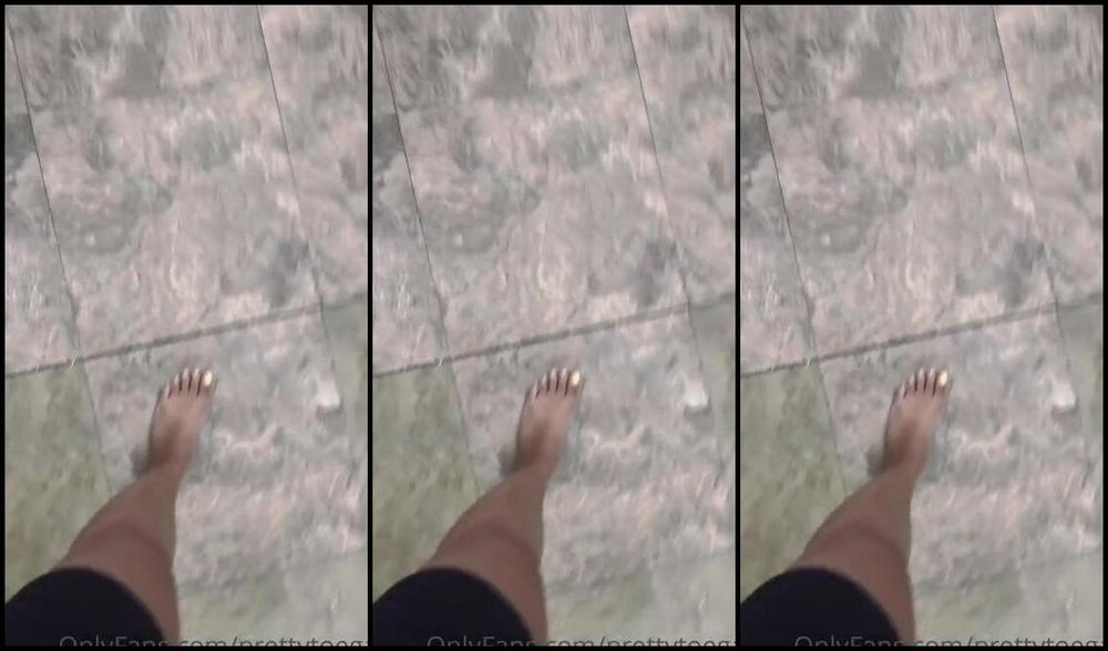 Lovewar Nicknamed Itsnese Foot Fetish 10 26 2021 Onlyfans Video Walking Into And Through The Store Barefoot