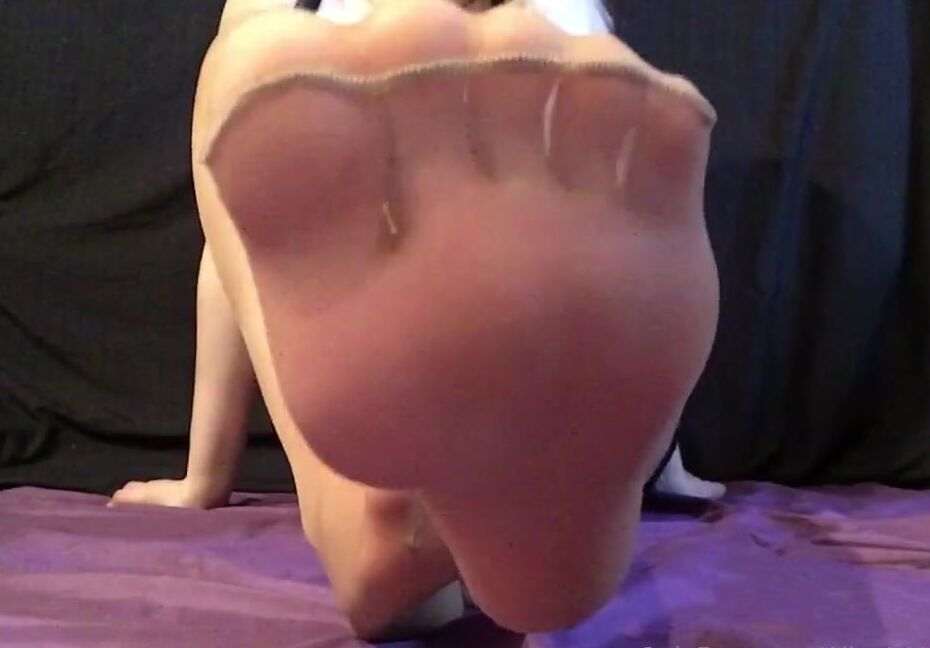 Alice Is More Nicknamed Aliceismore 02 13 2024 Onlyfans Video Wearing Pantyhose For You