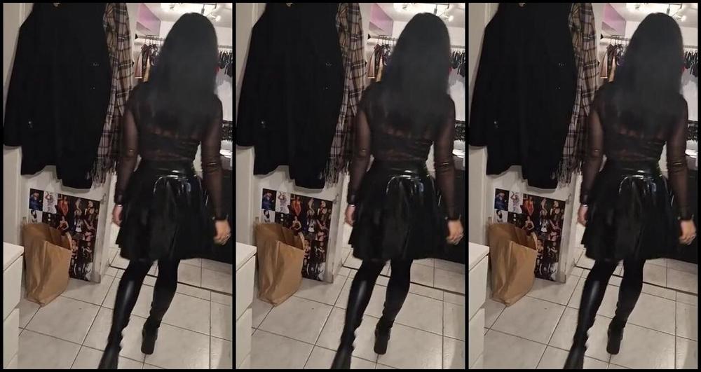 Sophie X Elodie Nicknamed Sophie X Elodie 04 07 2025 Onlyfans Video Beim Latex Shopping In Hamburg Bei Inner Sanctum