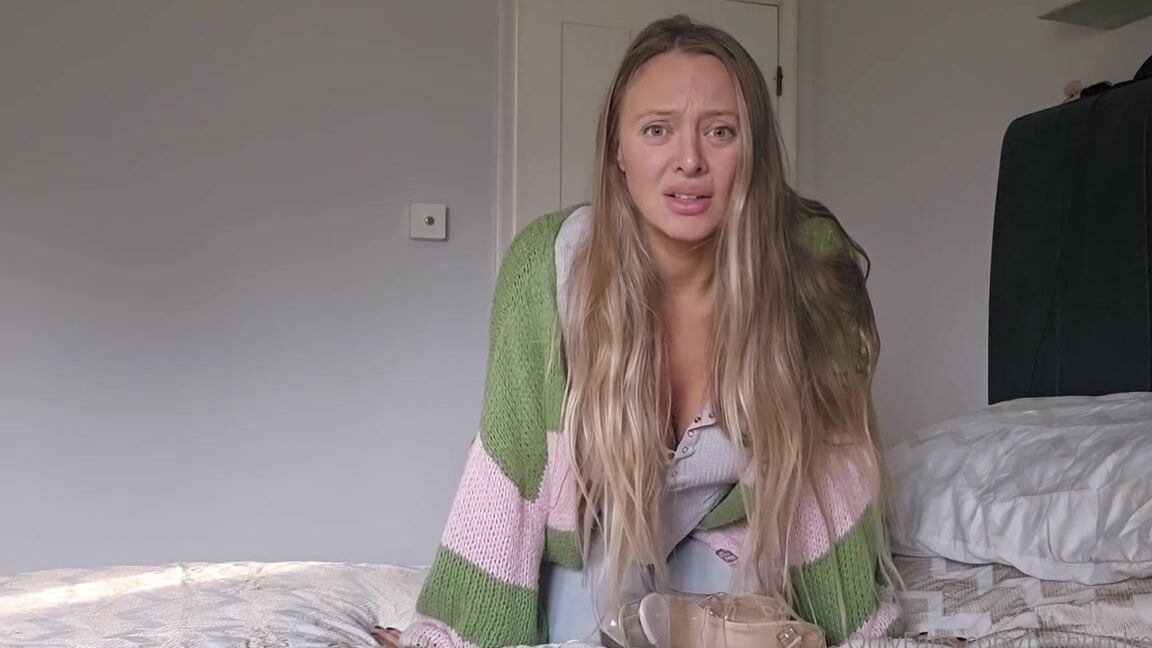 Beth Bennett Nicknamed Bethundressed 10 25 2024 Onlyfans Video What Would You Do If You Found Out Your Step Sister Is Secretly A Stripper