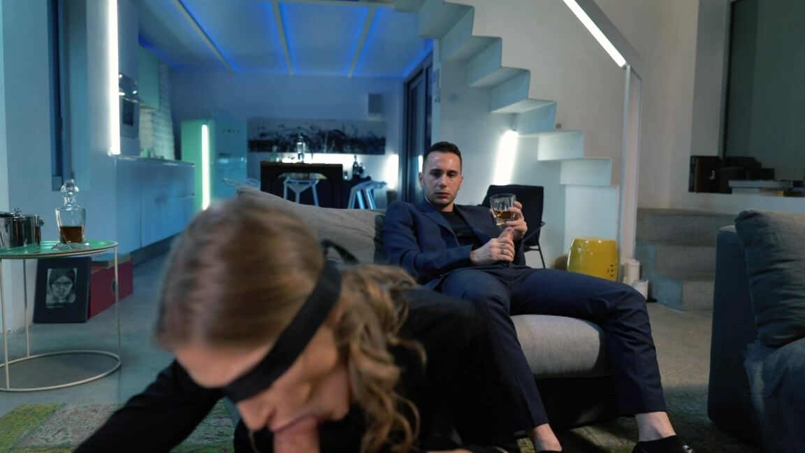 "Clea Gaultier, Tiffany Tatum, Eveline Dellai, Frederica Fierce" P, Anal, Threeway, Euro Office Affairs Incorporated Life Selector