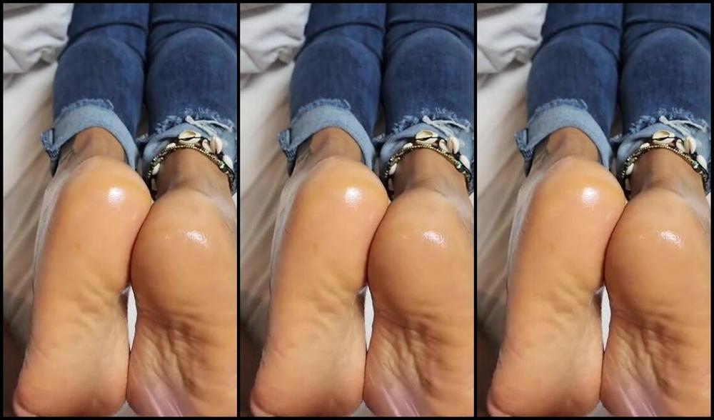 Meryann Nicknamed Solesqueenrd 08 15 2025 Onlyfans Video I Made My Nephews Fantasy Come True Smell Massage And Explode On My Feet