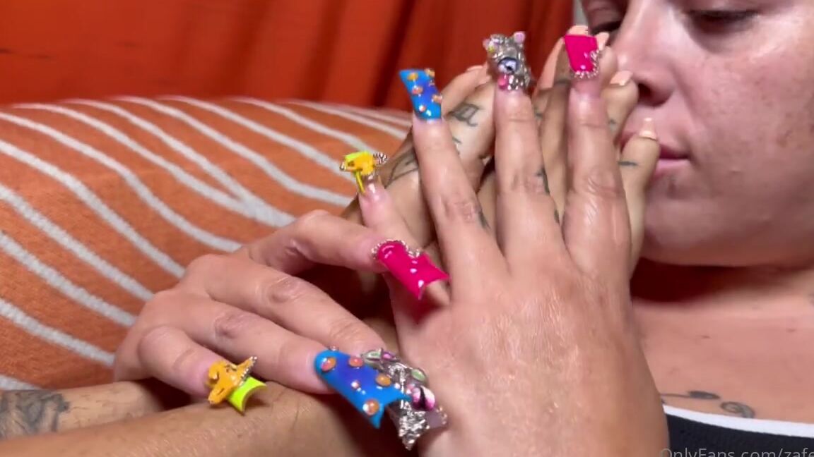 Zafeet Nicknamed Zafeetllc 05 02 2025 Onlyfans Video She Loves My Sexy Feet As You Can See