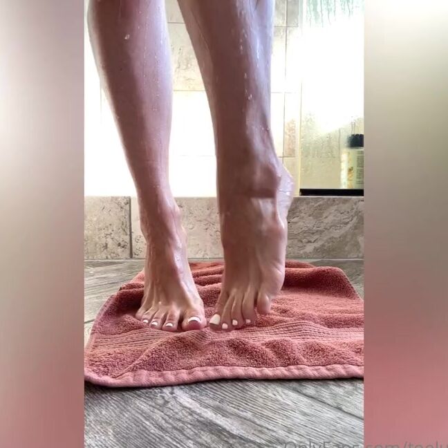 Toe Luxx Nicknamed Toeluxx 08 29 2023 Onlyfans Video Shower White Toes Amp Lots Of Lotion Sry No Sound This Time Xx