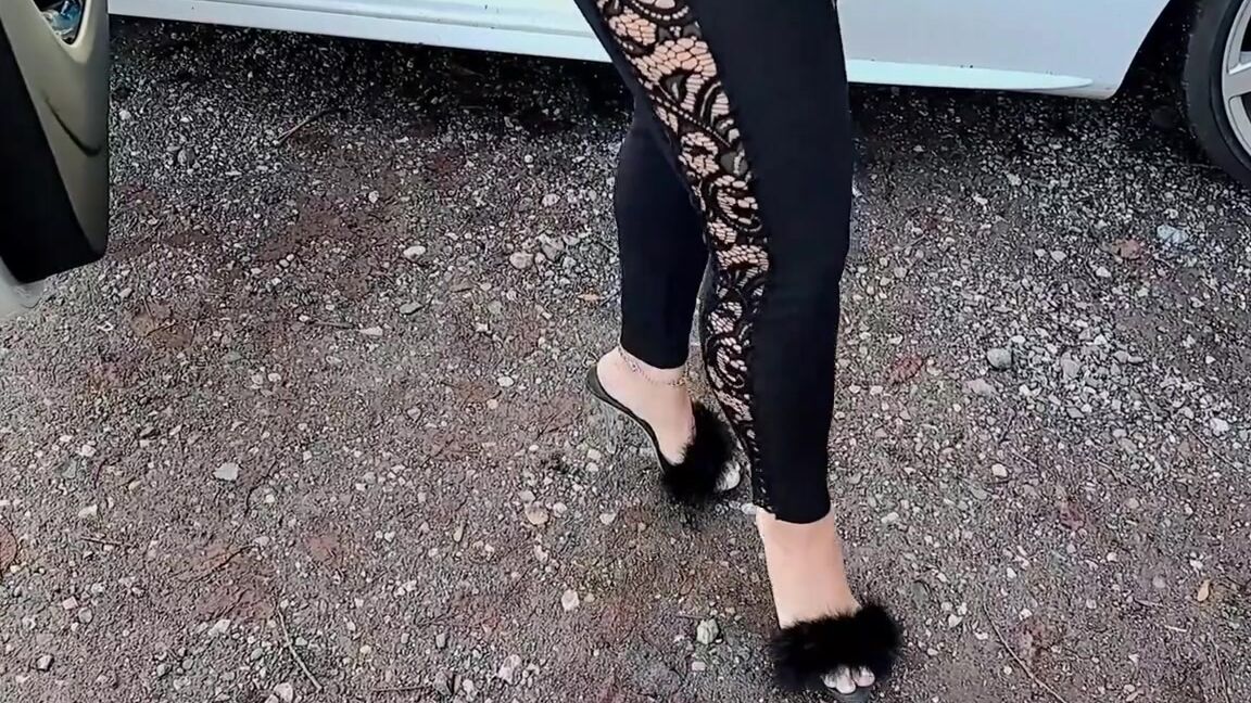 Divastiletto Nicknamed Divastiletto 01 20 2023 Onlyfans Video Cum While Im Walking