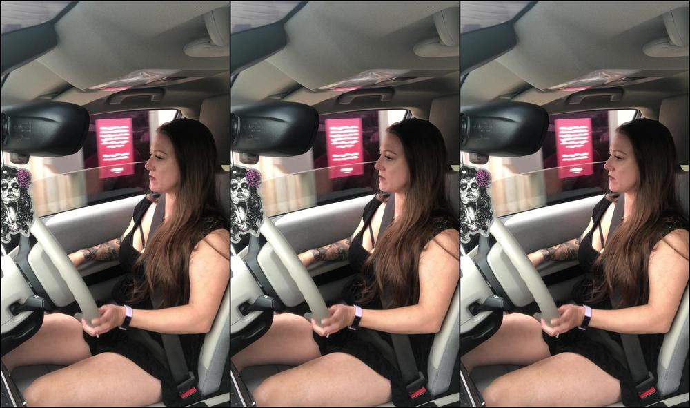 "SuzieLove212" amateur solo, car, masturbation, orgasms, vibrator caught masturbating on the car park manyvids