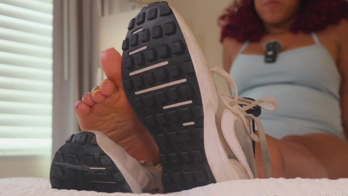 Spoilgoddessj Nicknamed Spoilgoddessj 07 16 2025 Onlyfans Video Stinky Feet Joi