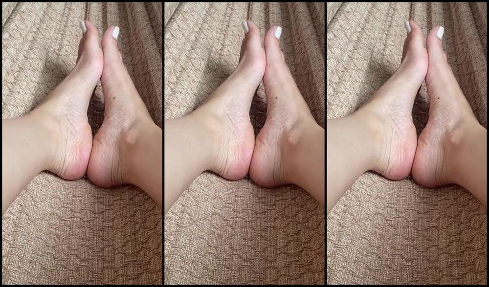 Srta Dess Nicknamed Srtadess 02 12 2025 Onlyfans Video A Nice Video Of Laziness On The Hammock