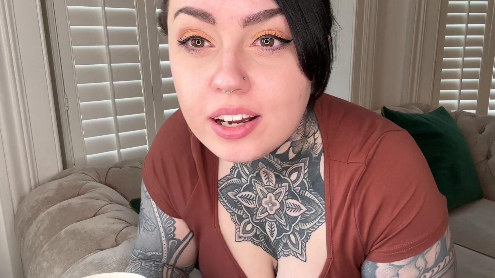 "MissValentina" femdom, femdompov, mouthfetish, oralfixation, yawning lazy morning yawning manyvids