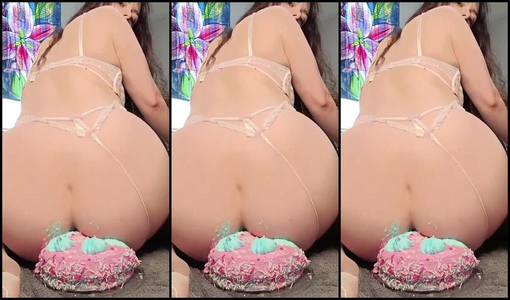 Autumn Bottum Nicknamed Autumnfarts 11 26 2024 Onlyfans Video Cake Farts Smashed It With My Butt While Farting On It This Won By 1