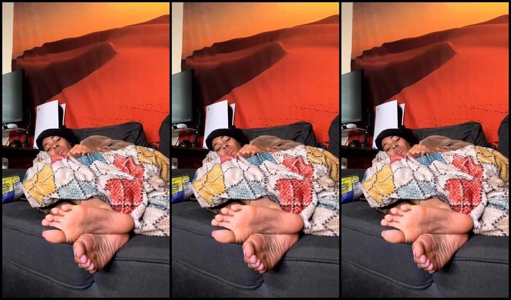 Zafeet Nicknamed Zafeetllc 04 08 2024 Onlyfans Video Stream Started At 04082024 0520 Pm Life Reflecting Amp Peaceful Vibes While Dangling My Sexy Soles