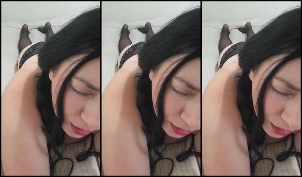 Giantessjulia Nicknamed Kinkydomkitty91 08 12 2025 Onlyfans Video Non Giantess Feeling Extra Bloated Today I Had To Let Them Rip In Selfie