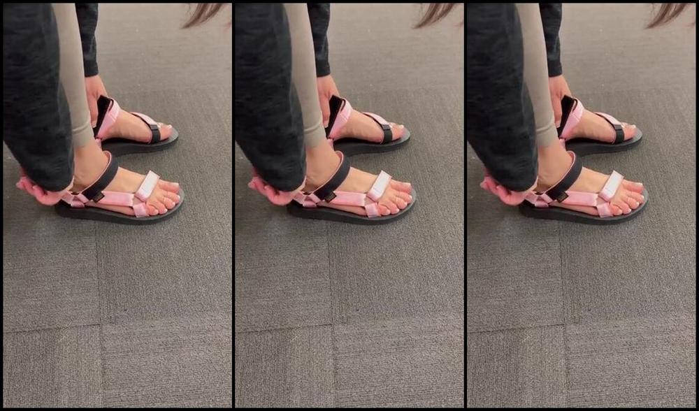 Lilmisdry Nicknamed Lilmisdry Foot Fetish 12 18 2023 Onlyfans Video I Bought These On Sale For The Summer