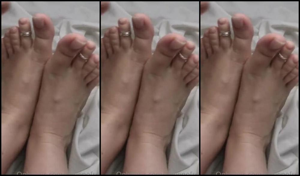 Goddess Trinity Nicknamed Queenofred 06 26 2022 Onlyfans Video Full 10Min Mouth Explore Close Up Natural Toes And Joi Video