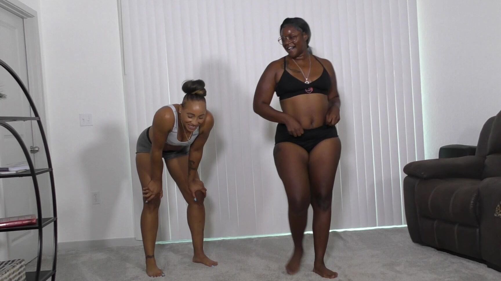 "Alexis Rain" amazons, bbw, black & ebony, bodyweight exercises, lift & carry Kendra amp NaeJae Lifting manyvids