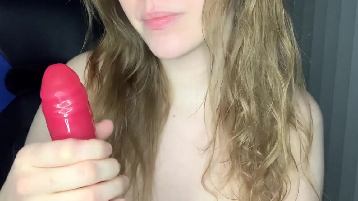 Jennaize Nicknamed Jennaize Onlyfans Stroking A Hot Pink Dildo