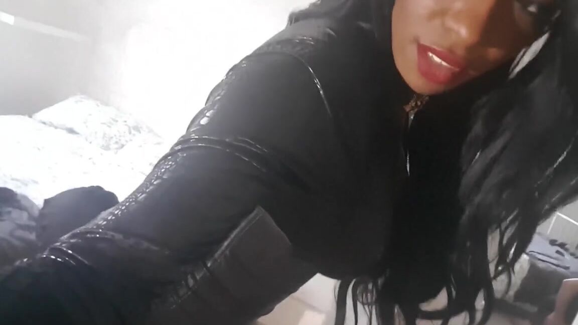 Miss Foxx Nicknamed Missfoxx 03 28 2017 Onlyfans Video He Paid 50 To Watch My Ass Get Worshipped For 60 Seconds