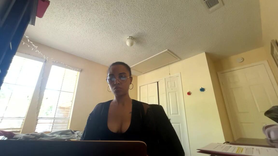 Solefully Serenity Nicknamed Solefullyserenity Onlyfans Video 6632 Yx