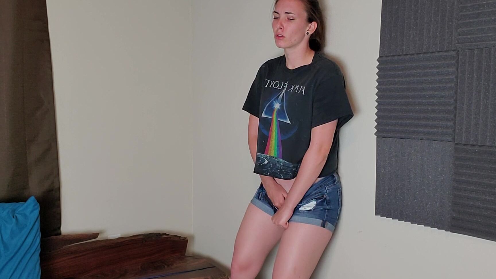 "Miss Malorie Switch" casual, cuckolding, masturbation, spit fetish, voyeur Voyeuristic Masturbation manyvids