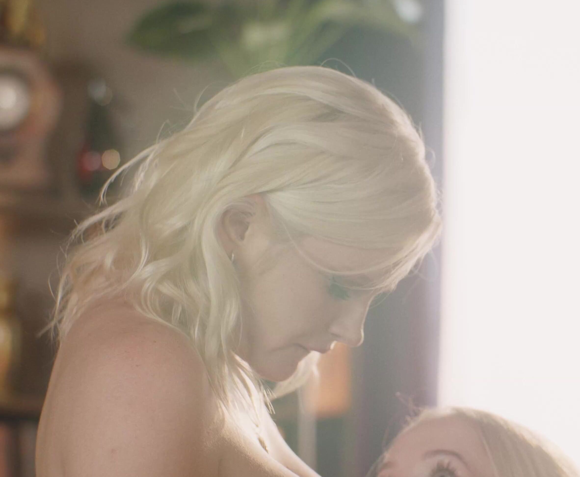 Mixedx 25 10 24 Zazie Skymm Nata Gold Love Me Or Loathe Me Xxx