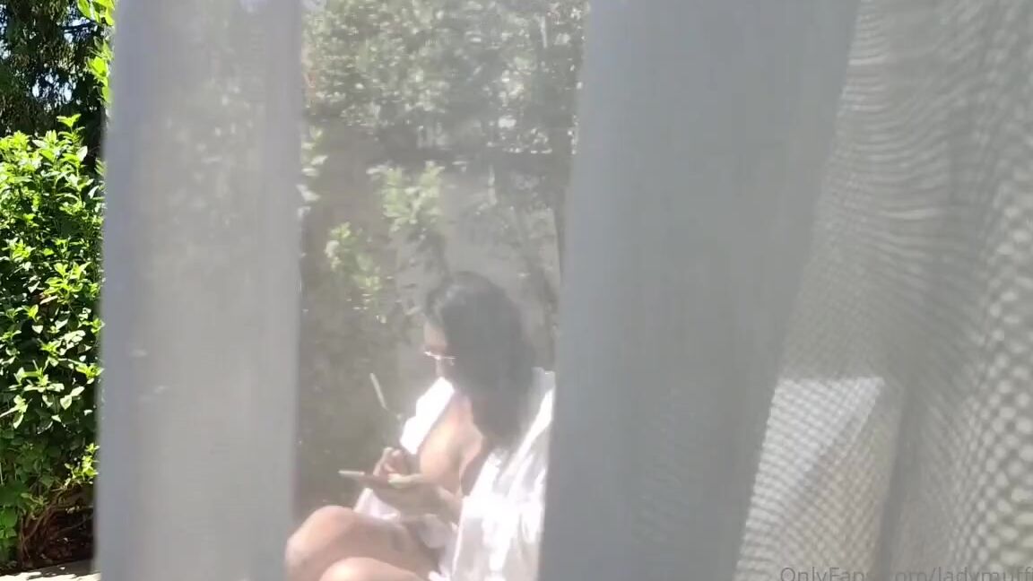 Ladymuffin Vip Nicknamed Ladymuffinvip 08 17 2024 Onlyfans Video Per Tutti Gli Amanti Dello Smoke Cosa C Di Pi Eccitante Di Vedere Di Nascosto Una