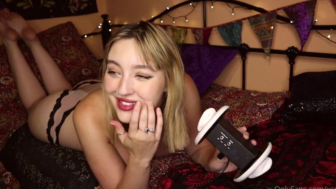 Xsnowy Nicknamed Xsnowy Onlyfans Asmr Kissing Amp Mouth Sounds Let Me Know What You Think Of The New Pmw