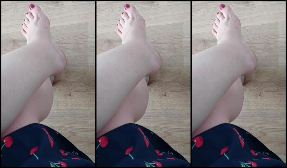 Tinyfairyfeet Nicknamed Tinyfairyfeet 06 11 2023 Onlyfans Video Some Barefoot Play On A Sunday Morning