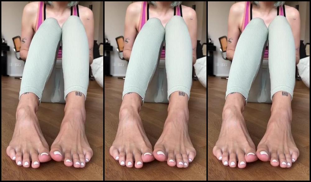 Maxi Rose Nicknamed Cutestickyfeet 06 19 2025 Onlyfans Video White Toe Joi If You Are Into White Pedicures This One Is For You Stroke