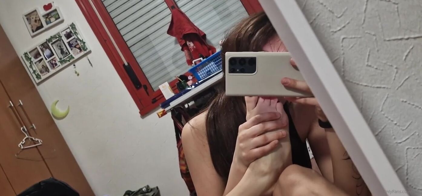 Nirvy Nicknamed Nirvy Onlyfans Imagine Licking Them Together We Can Exchange Our Saliva Kiss And Then Lick My Feet Again