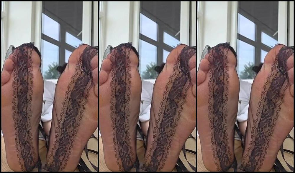 Morgans Soles Nicknamed Morganssoles15 07 21 2025 Onlyfans Video The Cutest Lace Socks
