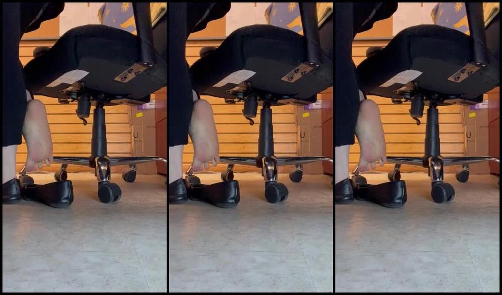 Fattyfeet420 Nicknamed Fattyfeet420 01 12 2023 Onlyfans Video Funky Feet In Black Flats