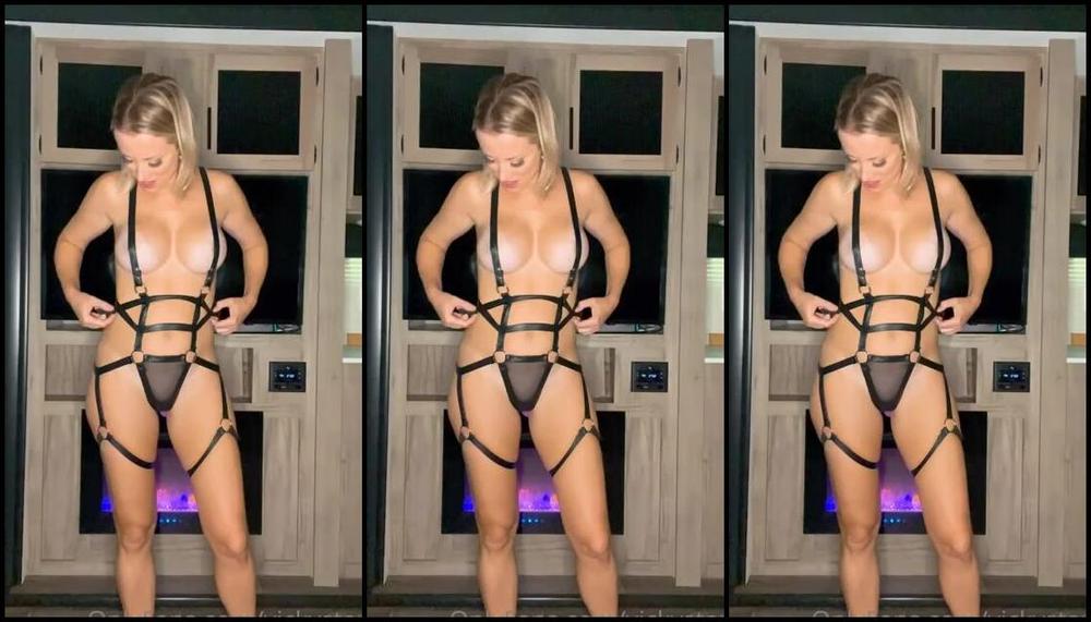 Vicky Stark Nicknamed Vickystark 08 05 2023 Onlyfans Video Its My Birthday Hope You Enjoy This Special Dominatrix Theme Try On Tip Are Always