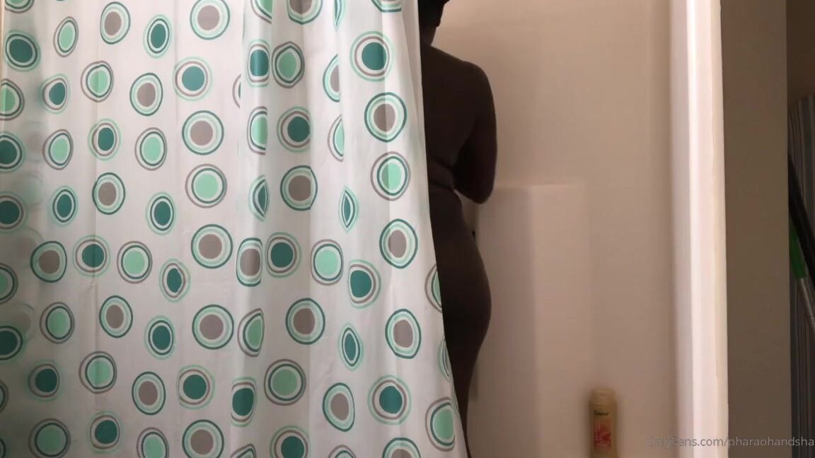 Pharaoh Spanks Nicknamed Pharaohspanks Onlyfans 08 22 2019 Shower Videos As Requested