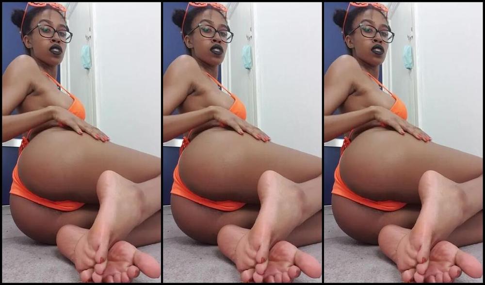 Ceceprincesstoes Nicknamed Cecesprincesstoes 10 23 2020 Onlyfans Video A Video Of Your Goddess With Her Ass And Soles Who Wants To Take A Lick